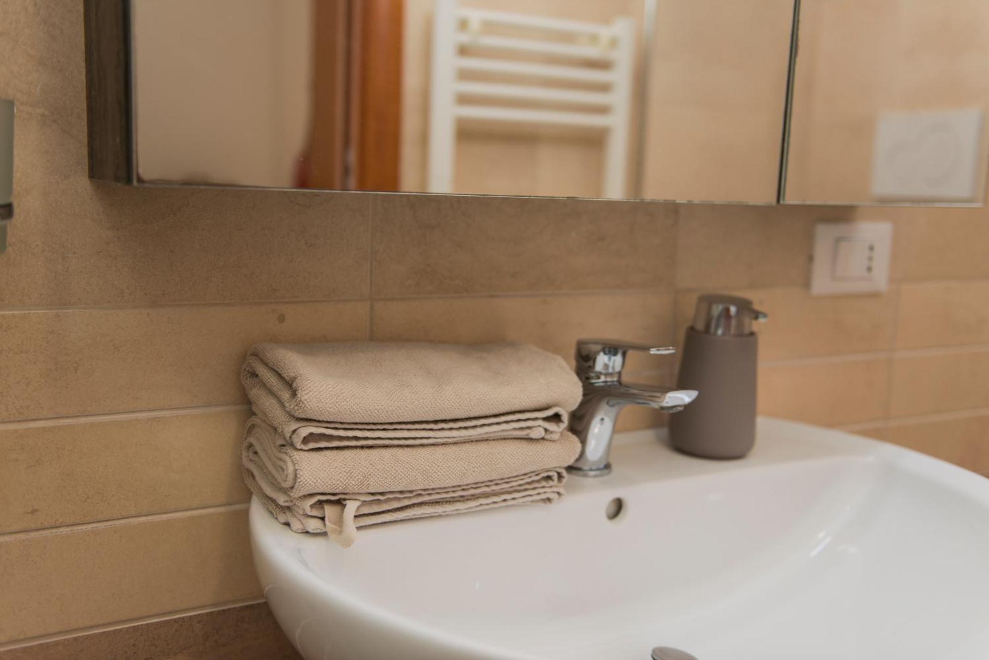 A Casa Di Lavinia Apartment Монополи Екстериор снимка